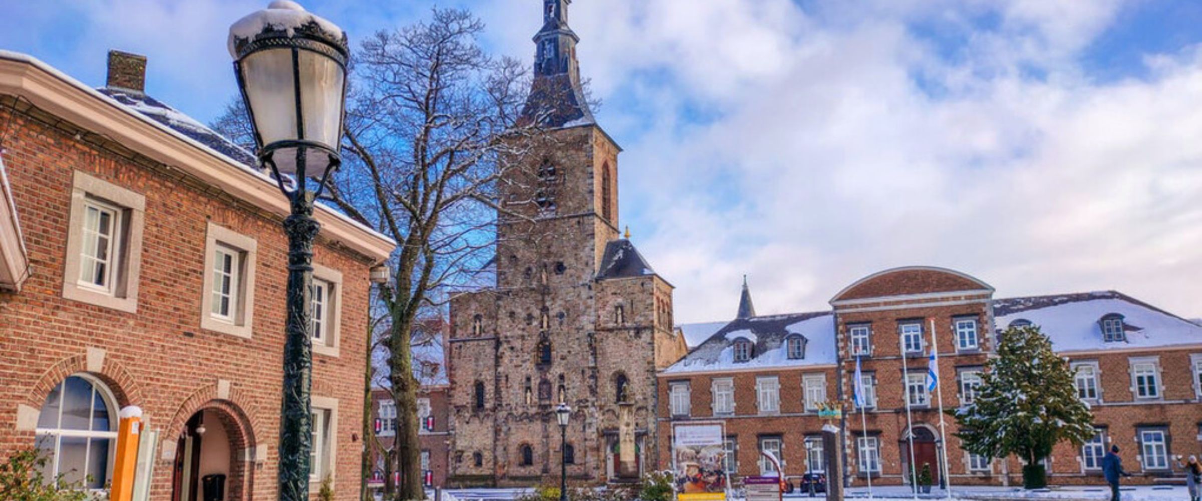 De abdij Rolduc in Kerkrade in de sneeuw